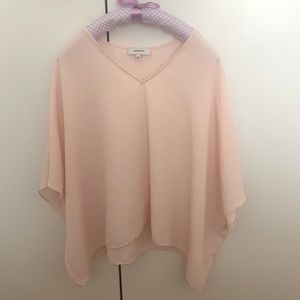 Aritzia Babaton Andy Blouse ( Mauve Chalk)